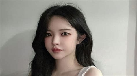 Who Is Bj Ahyeong Chinese Couple Arrested As South Korean Influencer