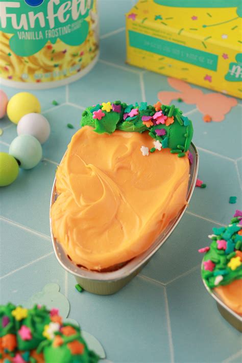 The Complete Of Baking By Pillsbury