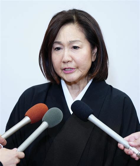 八代亜紀さん戒名は「艶唱院釋信譽明煌清大姉」味わい深い艶やかな歌声で人々を癒やし導く おくやみ写真ニュース 日刊スポーツ