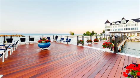 Mackinac Island Waterfront Hotels | Hotel Iroquois