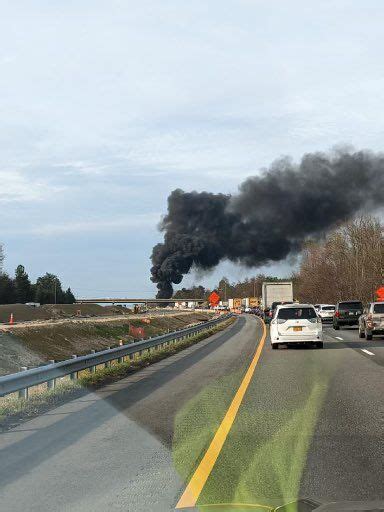 All Lanes Reopened On I 95 South After Overturned Tractor Trailer