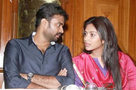 Amala Paul Divorce, Director Vijay Amala Paul Divorce