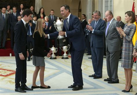 Photo Le Roi Felipe Vi Avec Alex Marquez Et Aina Colom Et La Reine