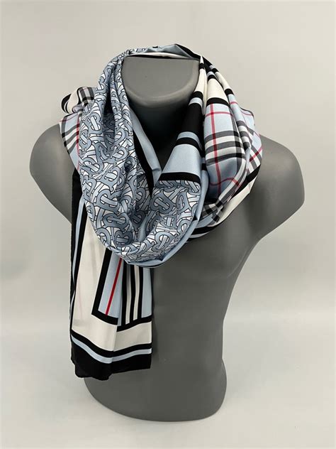 Burberry MAJESTUEUSE TB Archives 210 70 Cm Scarf Catawiki