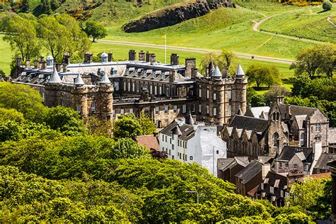 Holyroodhouse Palace - History and Facts | History Hit