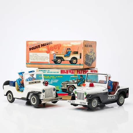 NOMURA TOYS 2 St Leksaksbilar Police Patrol Jeep Samt Police