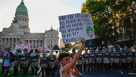 Diputados De La Oposición Argentina Se Retiran Del Congreso A Causa De