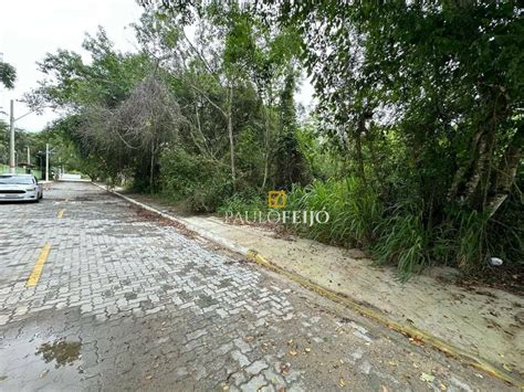 Lote Terreno na Rua Guaraci 83 Itaocaia Valley em Maricá por R 139