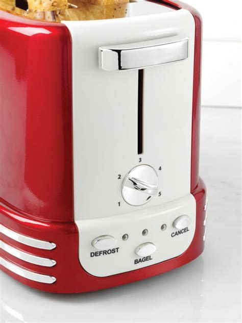 Retro Wide 2 Slice Toaster Red — Nostalgia Products