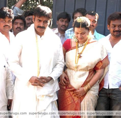 Pawan Kalyan And Renu Desai Wedding Pictures