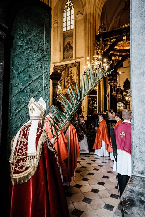 Abp J Draszewski Na Wawelu Nie Mo Emy Si Ba Bo Chrystus Zwyci Y