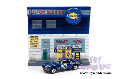 Diorama 2019 Release 2 | Sunoco Exterior Service Station Façade w/1967 Chevy® Camaro® JLSP086/24 ...