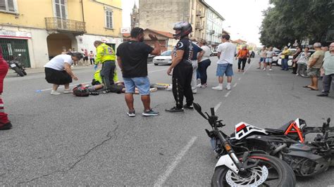 Incidente A Casale Monferrato Nello Scontro Fra Unauto E Una Moto