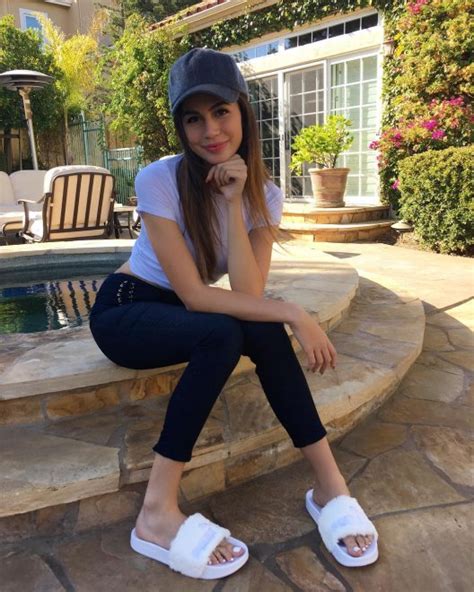 Killer Curves Porn Pic