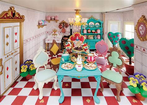 ディズニードールハウス『ふしぎの国のアリス』の部屋 キャステル Castel ディズニー情報