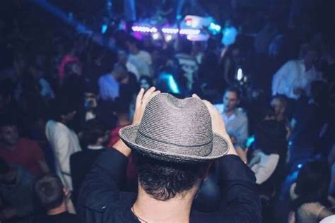 Boston Nightlife: Top 10 Nightclubs To Go Crazy On Your Holiday!