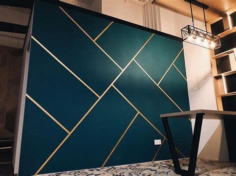Pin by Aaron Monplé on Beer wallpaper | Geometric wall paint, Wall ...