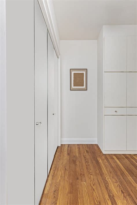 3rd Avenue and East 86th Street: Transit and Area Guide 10