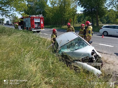 Wypadek Na Drodze Krajowej Nr 6 W Okolicach Sianowa Jedna Osoba