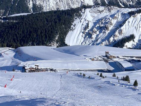 Why Is France's Courchevel Airport So Challenging To Fly Into?