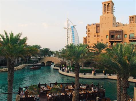 The Best Resorts in Dubai with impressive hospitality!