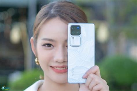 รีวิว Vivo V30 Pro 5g สมาร์ตโฟน Portrait So Pro เลนส์ Zeiss