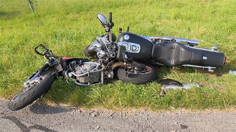 Schwerer Unfall In Boswil fahren zwei Töfffahrer frontal ineinander