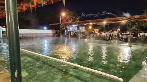 Sari Ater Hot Spring Water: Pengalaman Relaksasi Terbaik di Alam Pegunungan