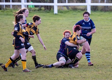 Femme Quipements Indispensables Pour Bien Jouer Au Rugby