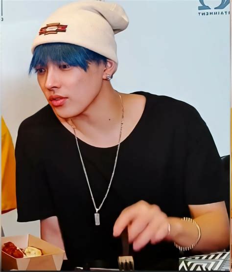 Pin De Maria🌻 Em Hongjoong Musica Fãs Fandom