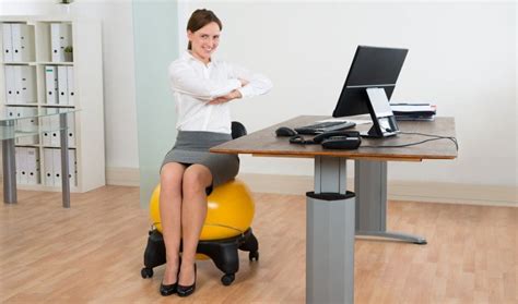 Kneeling Chair Benefits- Pros and Cons Revealed - Ergonomic Trends