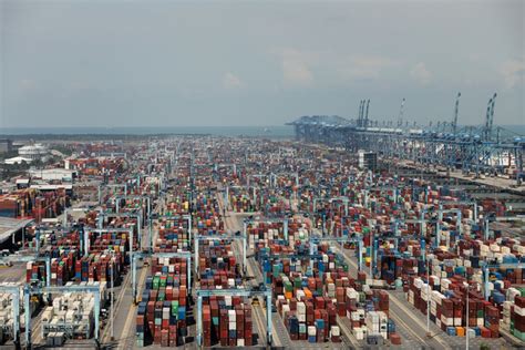 fire breaks   port klang container yard port technology