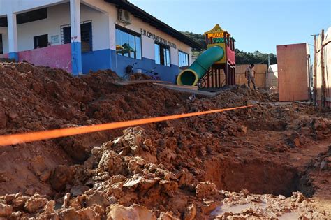 Escolas municipais de Penha passam por obras de reforma e ampliação