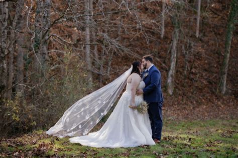 Gatlinburg Wedding Chapel — Lauren Reeves Photography