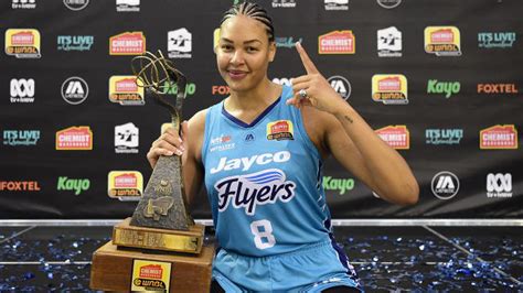 NBA 2021: Liz Cambage and fellow athletes in Caribbean party