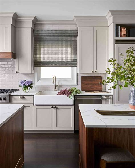 20 Cream Colored Cabinet Ideas For A Unique Kitchen