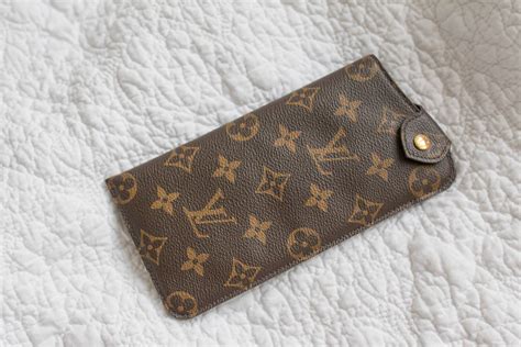 Louis Vuitton Sunglasses Case Mm Heyyyjune