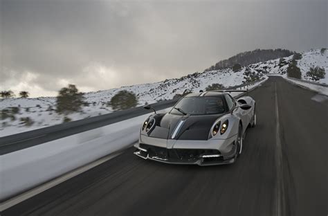 Awesome pagani huayra - Coolwallpapers.me!