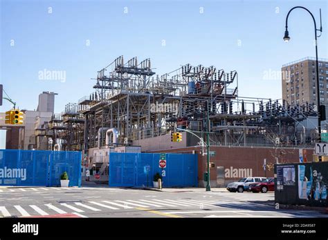 Con edison hi-res stock photography and images - Alamy