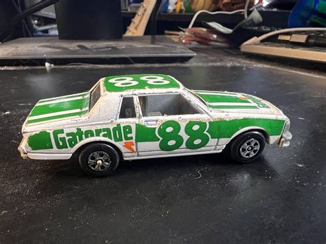 Vintage ERTL Darrell Waltrip 1980 Gatorade Car Number 88 Very Good