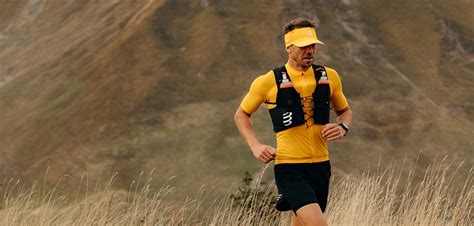 trail postural ss top saffron trail running tee compressport