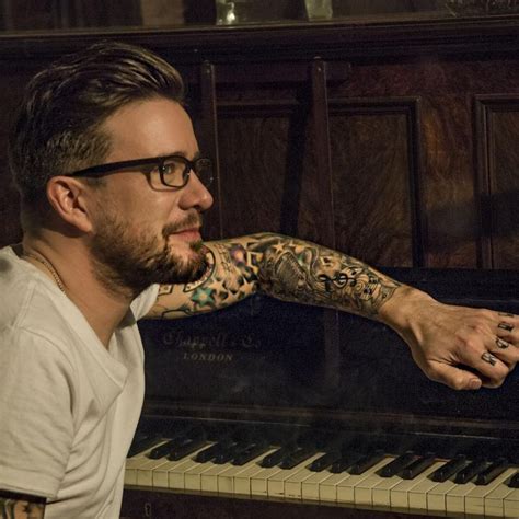 Luke Hotrod I Like Equality When It Comes To Sex Inside Porn