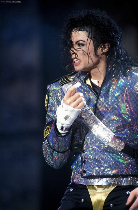 MJ - Dangerous era Photo (14737236) - Fanpop