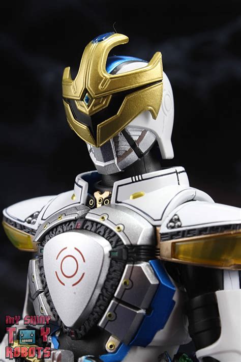 My Shiny Toy Robots Toybox REVIEW S H Figuarts Shinkocchou Seihou