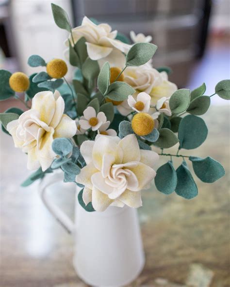 Gardenia Bouquet – TheHardwoodForest