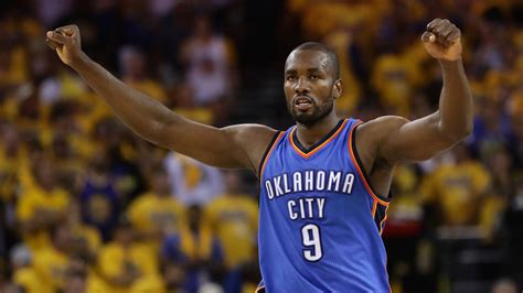 Serge Ibaka Pasa Del Thunder Al Magic En Múltiple Cambio