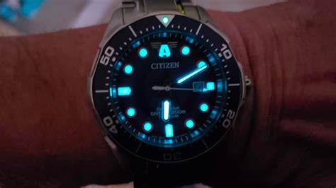 Citizen Marvel Captain America BN0208-54W Sapphire Crystal | Đồng Hồ ...