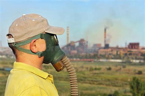 Tuyau De Tabagisme Industriel Photo Stock Image Du Usine Climat