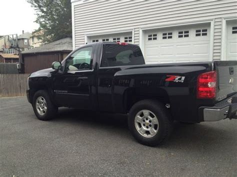 Buy Used Chevrolet Silverado Lt Standard Cab Pickup Door