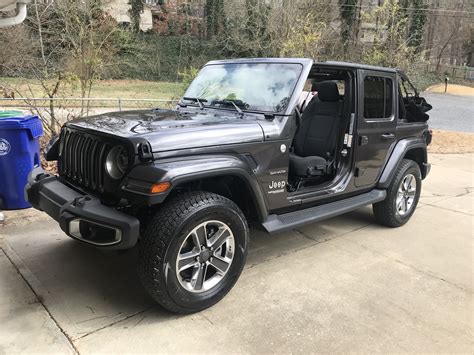 Do You Take The Doors Off Jeep Wrangler Forums Jl Jlu Rubicon 4xe 392 Sahara Sport